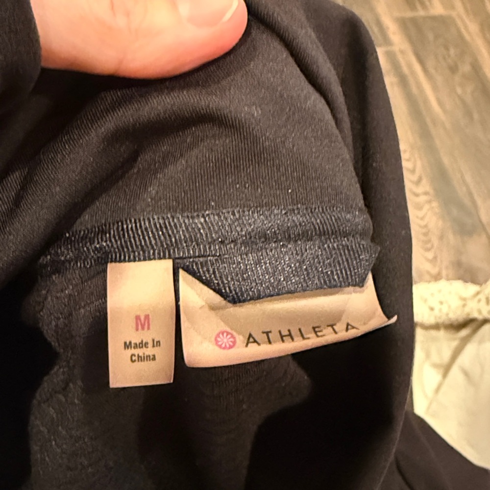 Athleta Stretch & Release Jacket Medium - Picture 2 of 4